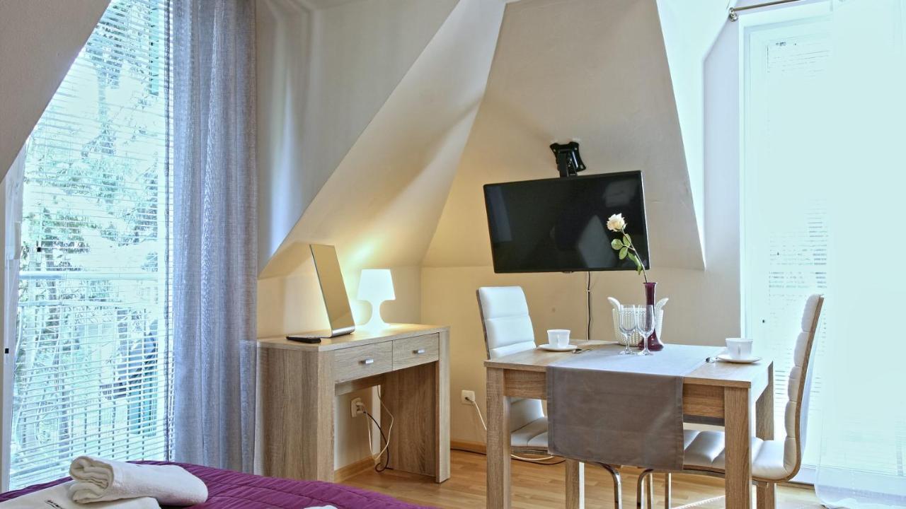 Lc Pokoje & Apartamenty Pobierowo Bagian luar foto