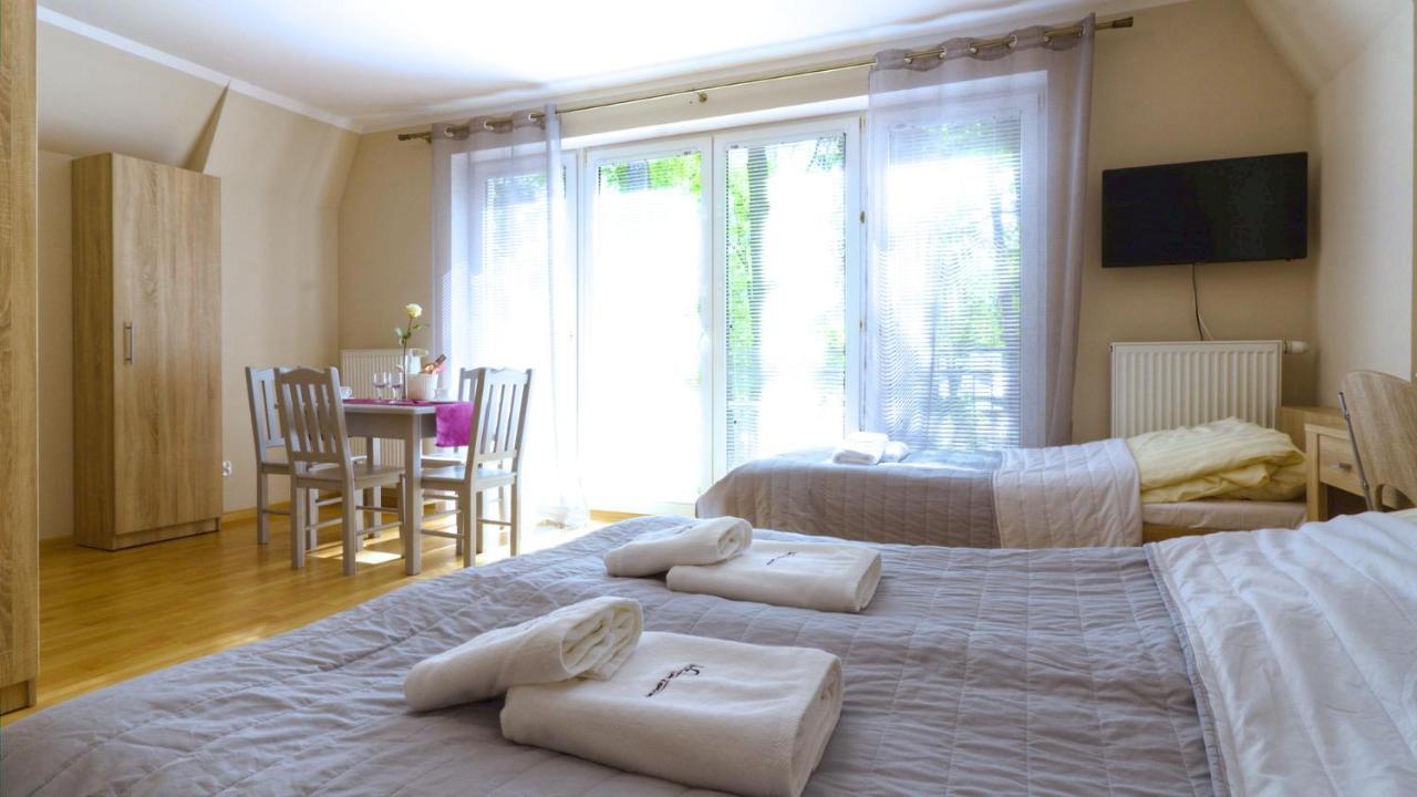 Lc Pokoje & Apartamenty Pobierowo Bagian luar foto