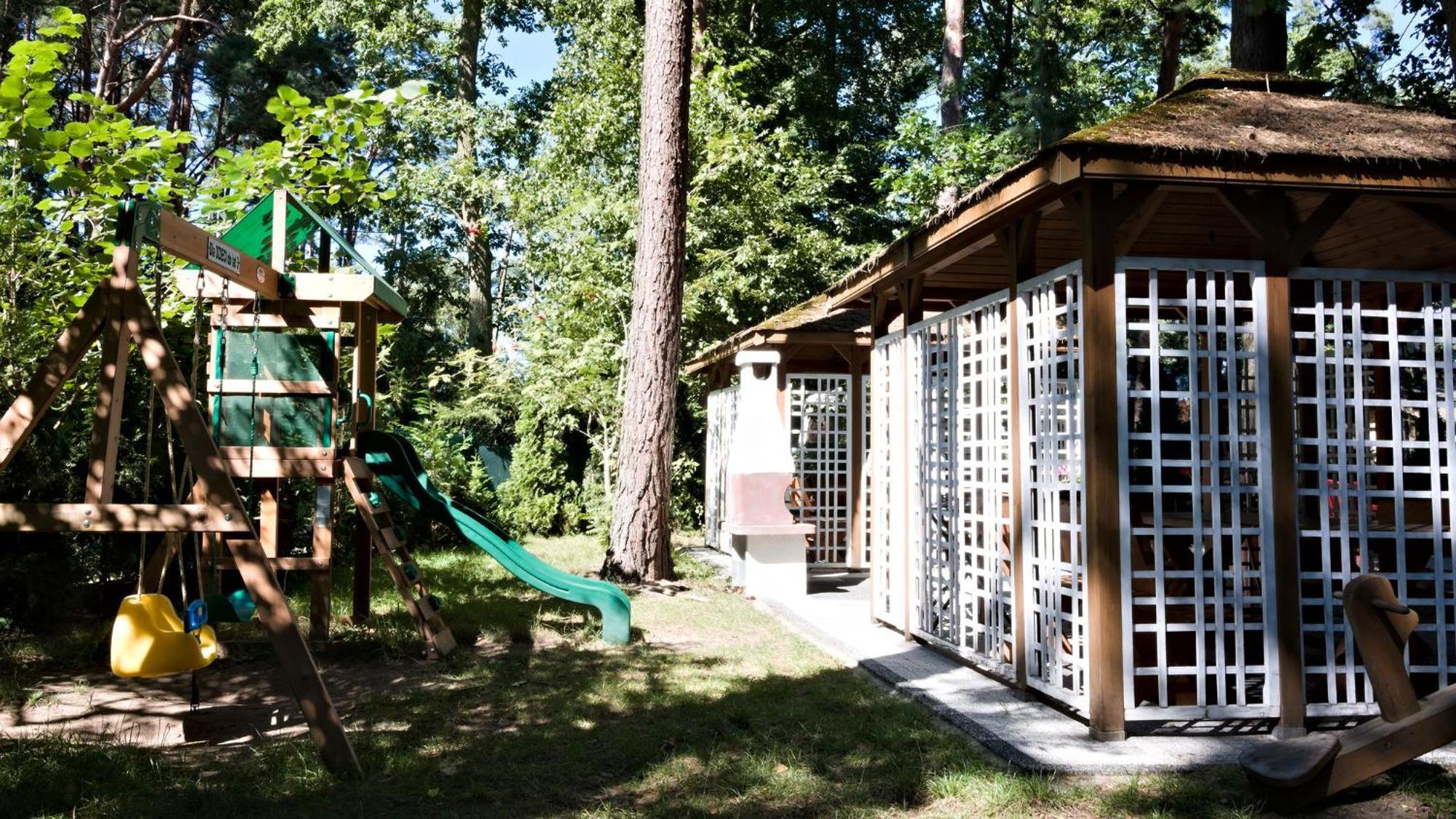 Lc Pokoje & Apartamenty Pobierowo Bagian luar foto