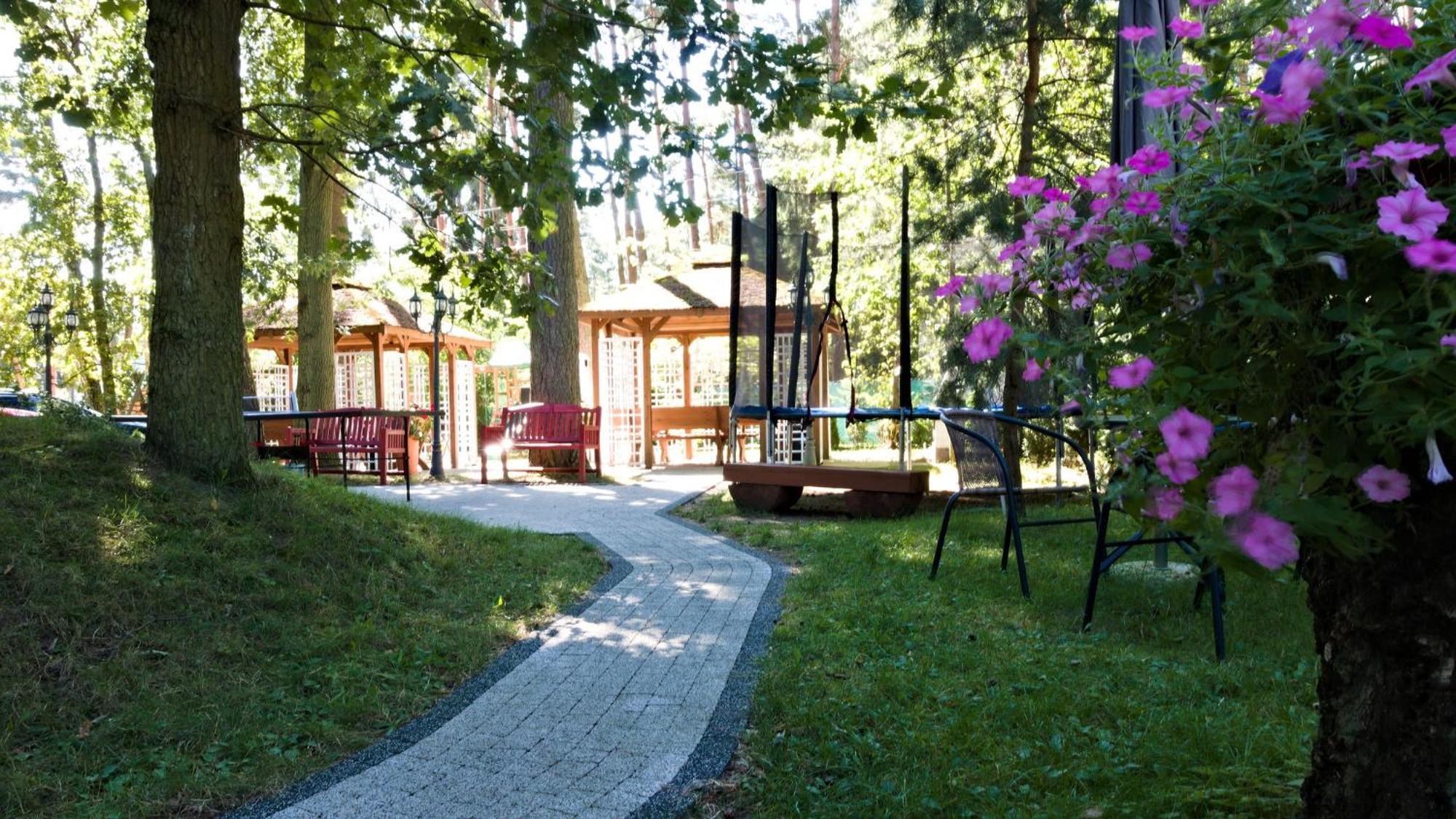 Lc Pokoje & Apartamenty Pobierowo Bagian luar foto