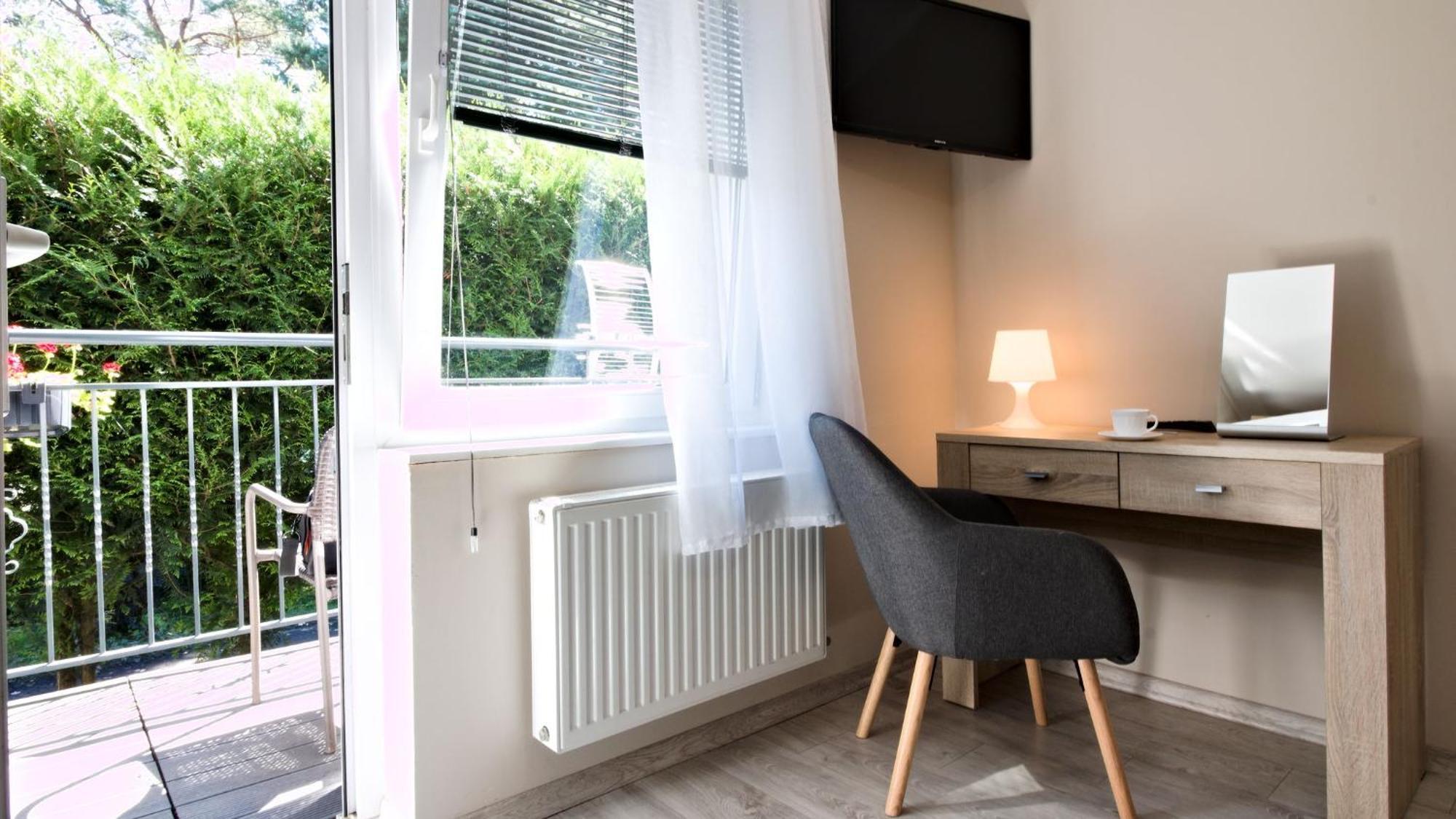 Lc Pokoje & Apartamenty Pobierowo Bagian luar foto